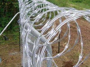 Razor Wire VS Barbed Wire | Which One Is Better?