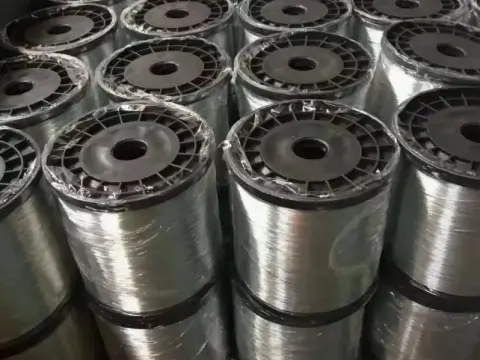 Plastic shaft galvanized wire
