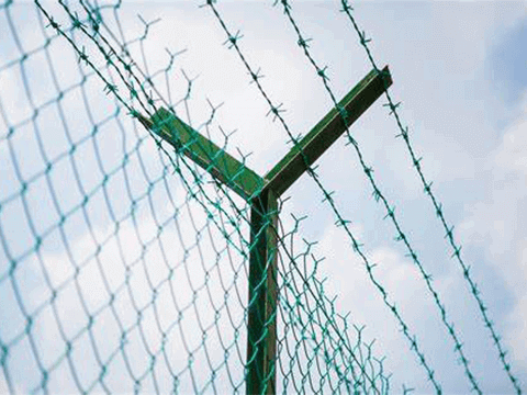 PVC coated galvanised barbedwire fence