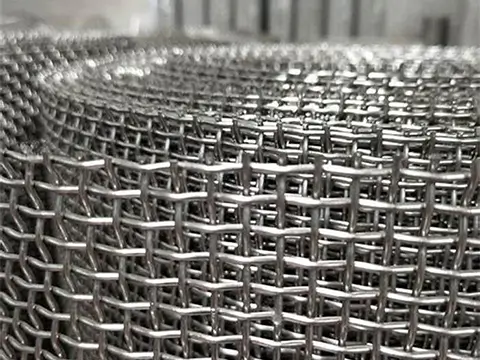 Roll of Crimped wire mesh