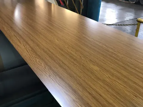 Custom wood grain patterns