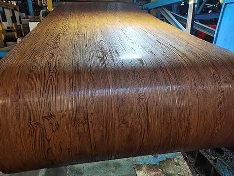 Realistic wood grain surface