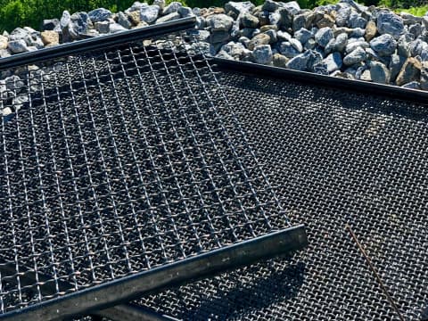 black metal screen mesh