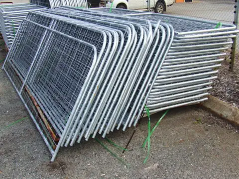 galvanized gates supplier