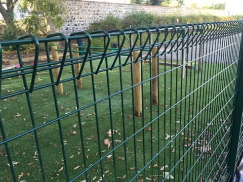 powder-coating-brc-fence