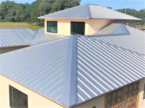 Galvalume-standing-seam-metal-roof