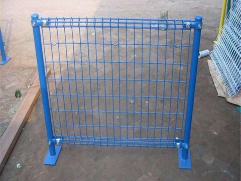 PVC coated galvanized double loop fencing