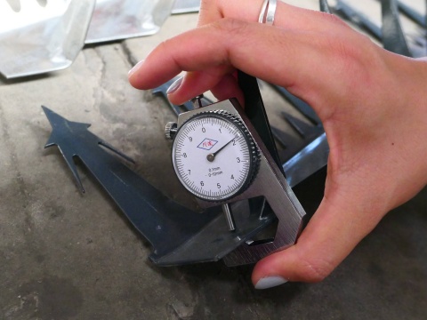 Thickness detection