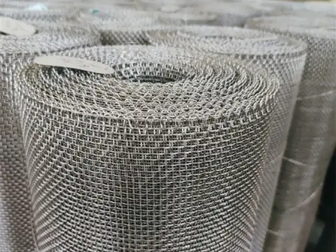 galvanized crimped wire mesh
