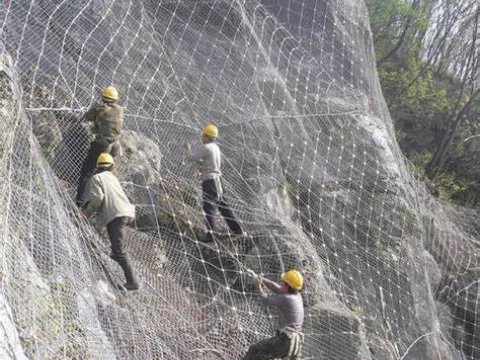 rockfall netting installation