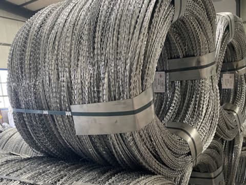 Galvanized Razor Wire Mesh Roll