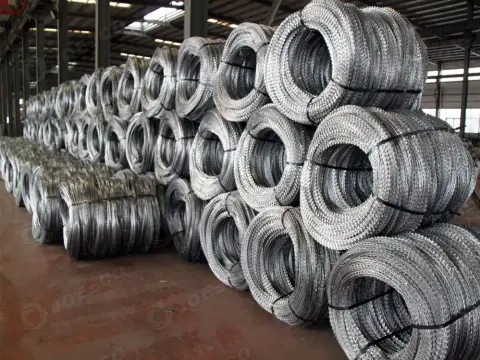 Wanzhi Steel full size razor wire in stock