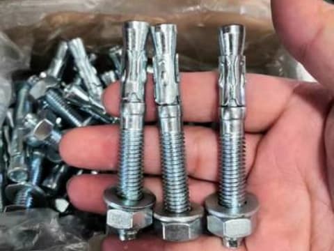 Carbon steel wedge anchor bolt