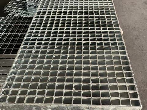 Outdoor 5mm thick SS heavy duty walkway trench cover