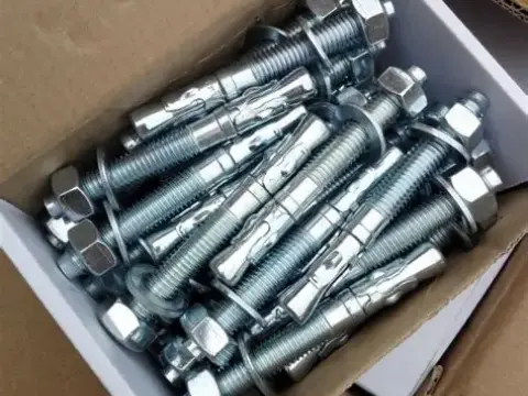 Stainless steel wedge anchor carton packaging