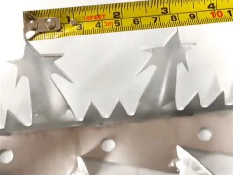 Tip distance measurement