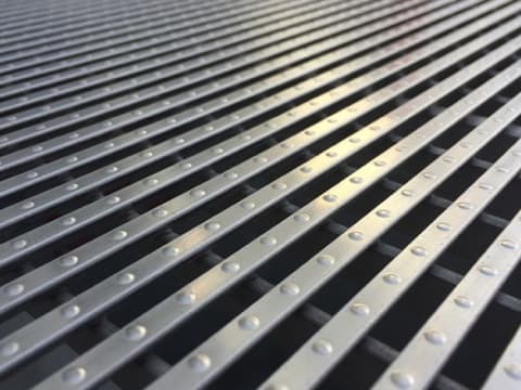 heel proof grating