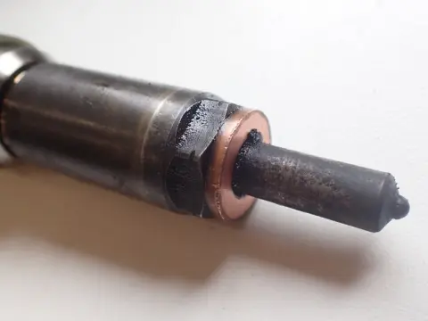 Cylinder connecting bolt gasket