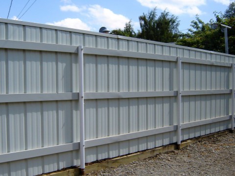 Farm road fence guardrail