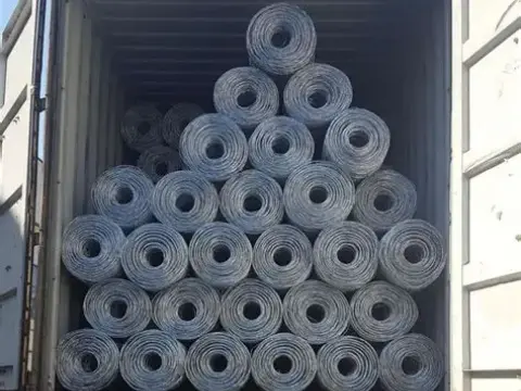 Woven wire deer fence shipped to Poland