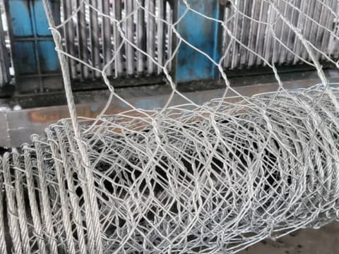 Production of galvanized hexagonal wire mesh