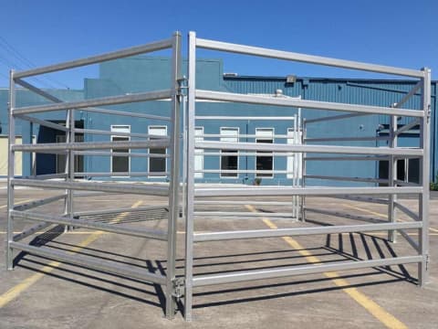 portable cattle panels