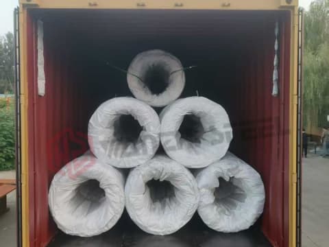 Loading hot-dip galvanized wire