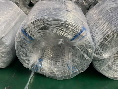 10-gauge galvanized wire packaging