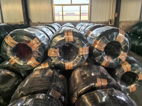 Inner packaging of PVC-coated iron wire